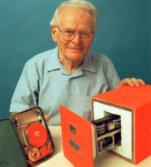 David Warren: The Inventor of the Black Box Flight Recorder