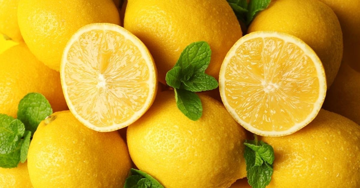 Lemon Water Benefits: Immunity, Skin, and Weight Loss Truths